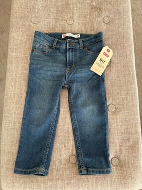 NWT INFANTS LEVI JEANS